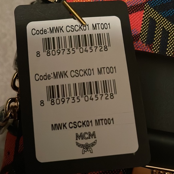 MCM 2 way sling bag/back pack - Picture 2 of 2